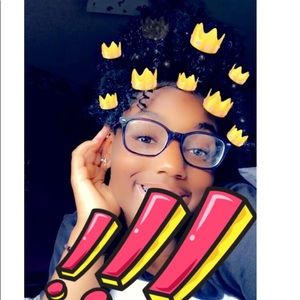 Meet your Posher, Niya